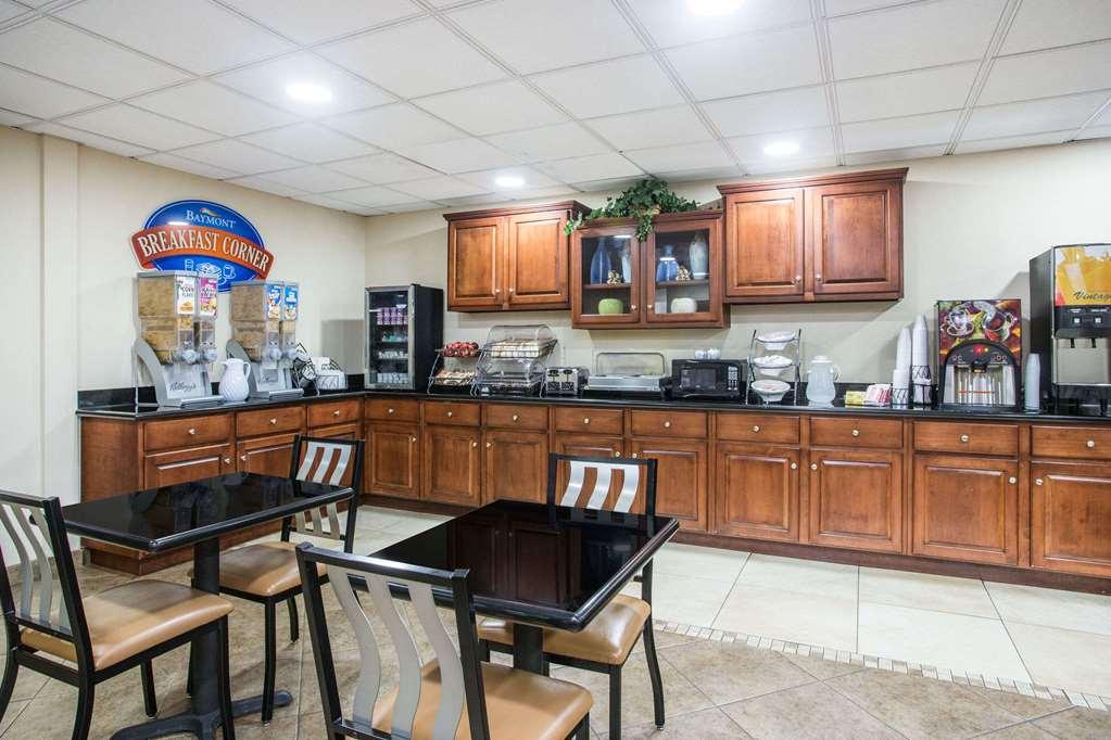 Baymont By Wyndham Savannah South Georgetown Екстериор снимка