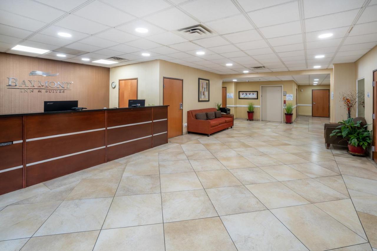 Baymont By Wyndham Savannah South Georgetown Екстериор снимка